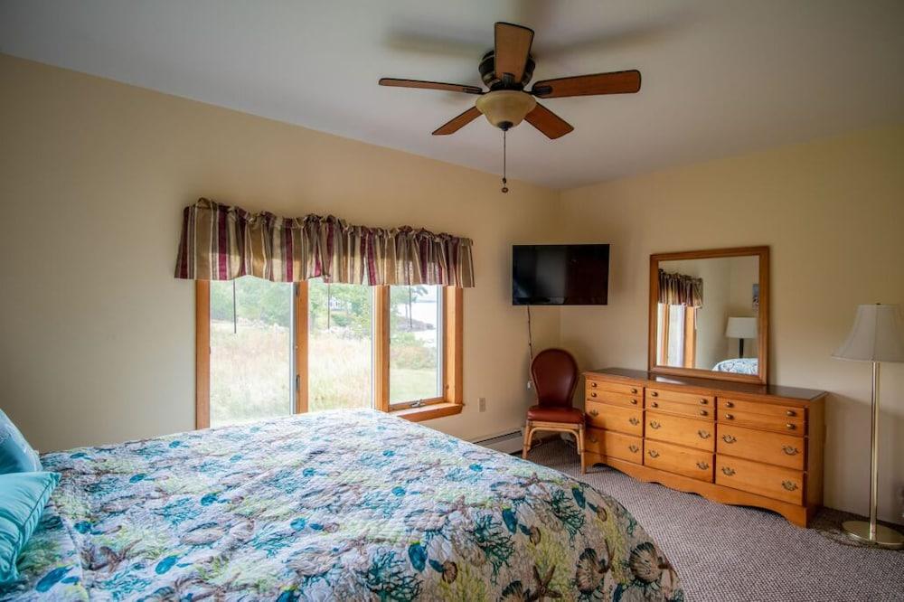 Fireside Inn, Ocean's Edge 3*