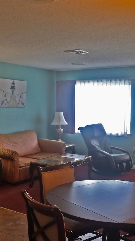 Fireside Inn, Ocean's Edge 3*